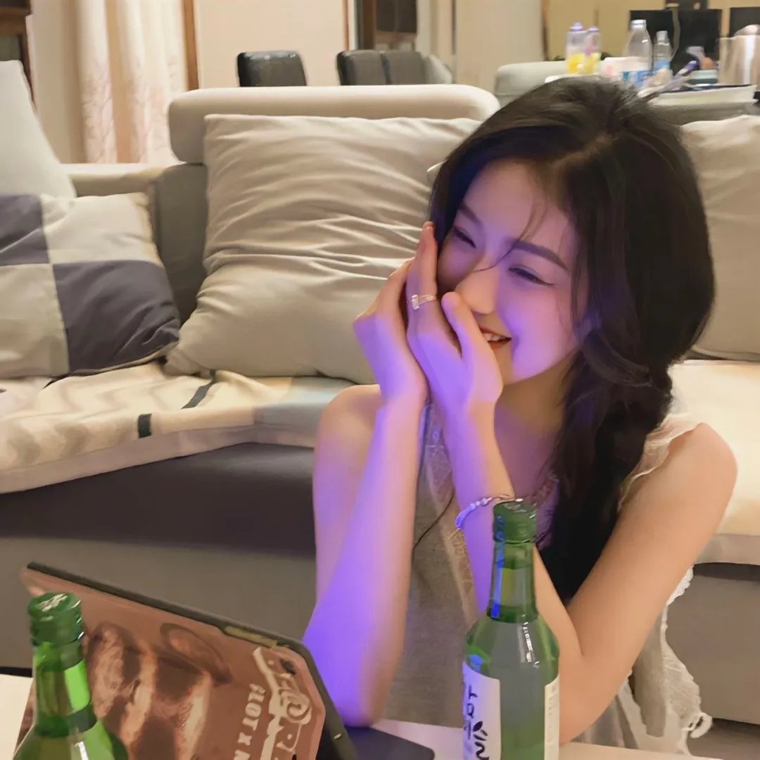 名导之孙酒吧消费天价，品牌方解约，连续多日引热议